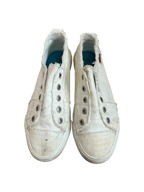 Blowfish Malibu Frayed Canvas White Size 10 Slip-On Sneakers